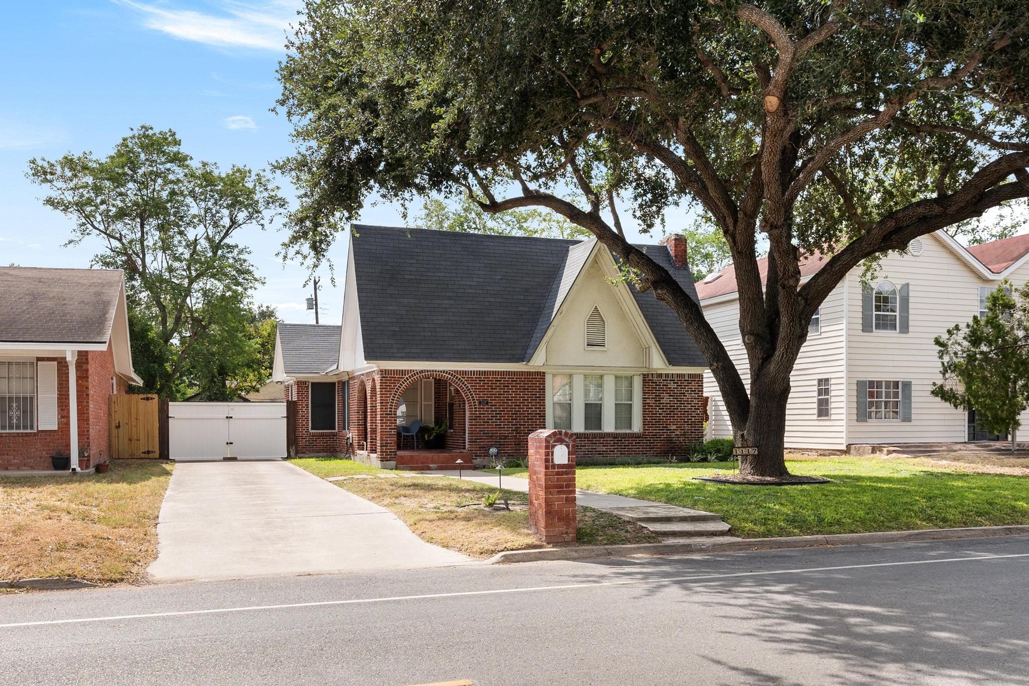 Property thumbnail image